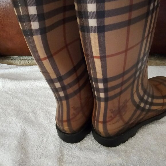BURBERRY BOOTS - Picture 3 of 4